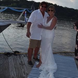 Meet your Posher, Sharon